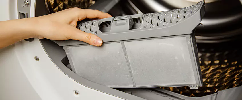 Signs Of A Clogged Dryer Lint Trap in Appleton, Wisconsin